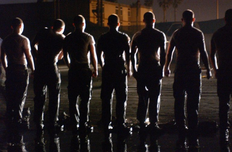 Navy Ranger Who's Toughest? Navy SEALs vs Army Rangers.